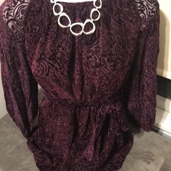 Blouse - Picture 2 of 2